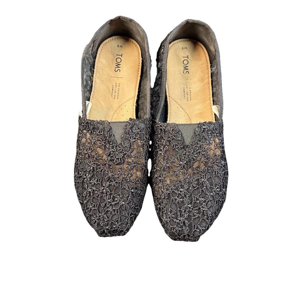 Women's Size 6M Toms Slip On Black Summer Shoes